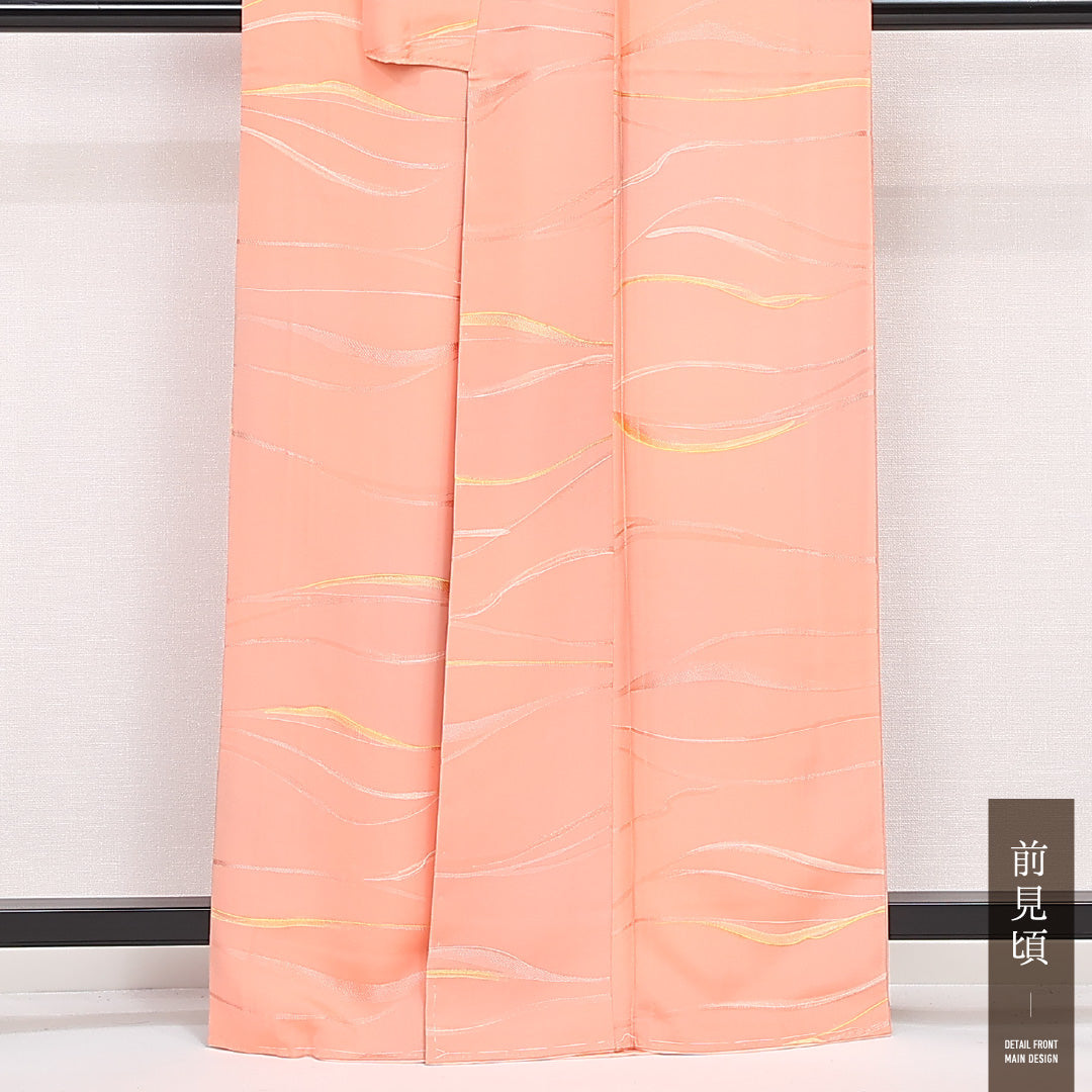 小紋 袷 身丈161cm 裄丈66cm 正絹 Sランク 一つ紋 (揚羽蝶) セミフォーマル Lサイズ よろけ縞 ピンク系 RP 1221-13205