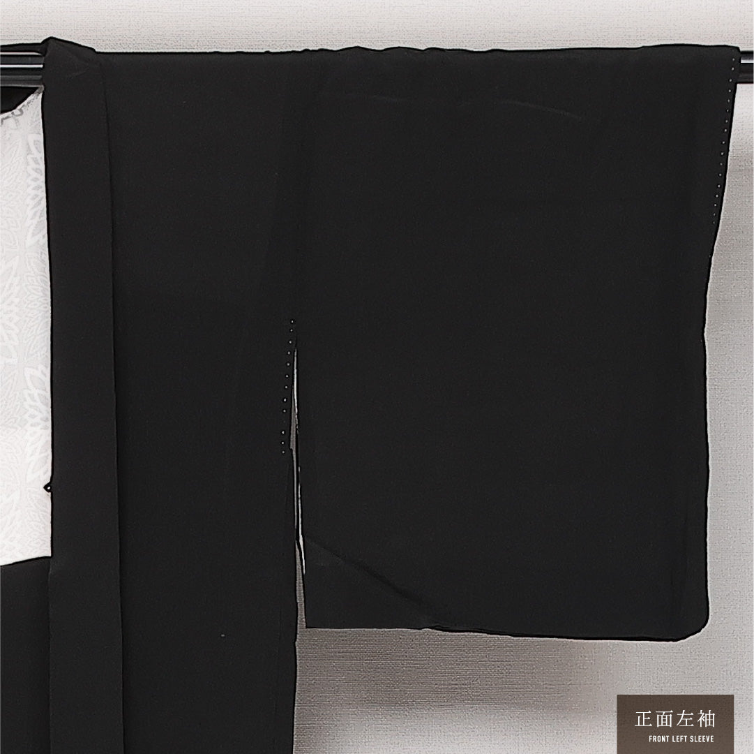 黒羽織 袷 身丈79cm 裄丈62cm 正絹 Aランク 一つ紋 (丸に片喰) セミフォーマル Sサイズ 菊 黒系 HP 1233-13786