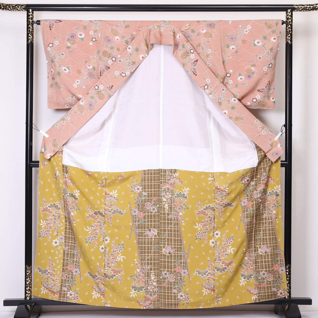 小紋 袷 身丈161cm 裄64cm ピンク系 菊 桔梗や蝶 金彩 正絹 Aランク 1215-01948-3413
