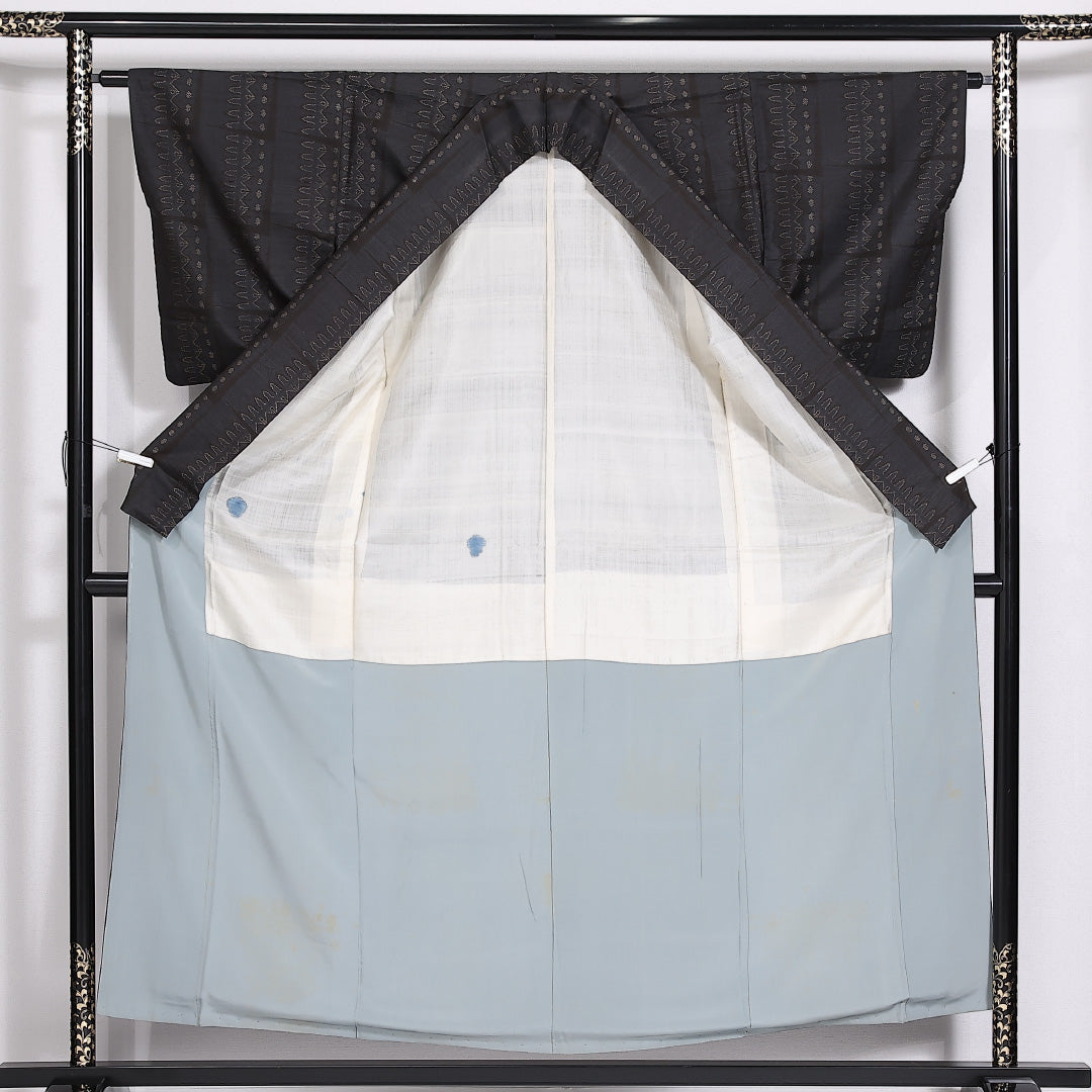 大島紬 袷 身丈157cm 裄62.5cm 正絹 幾何学 モダン 茶系 Aランク 1216-01429