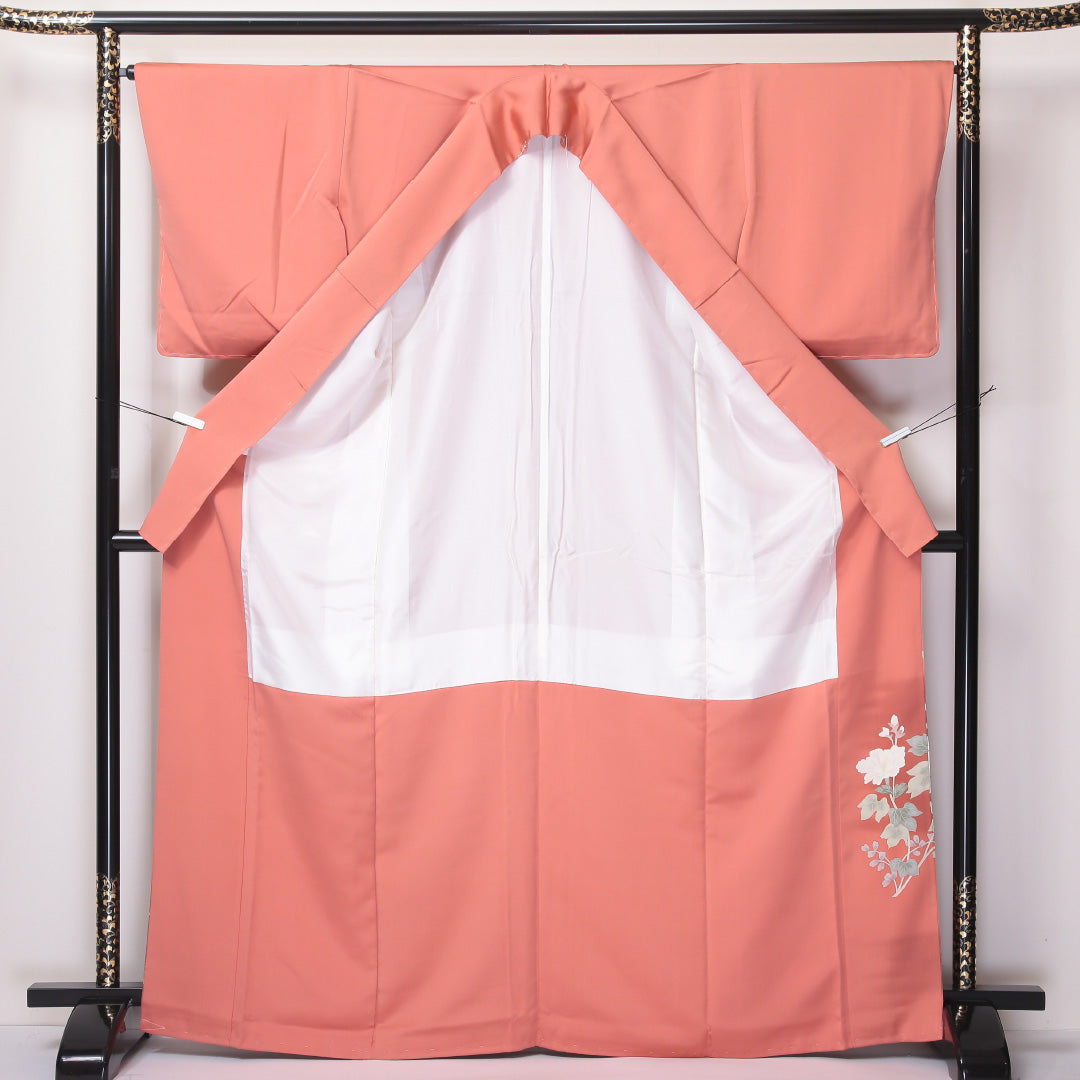 未使用品 色留袖 三つ紋 丸に立ち沢瀉 身丈168cm 裄丈66cm Nランク 正絹 袷 広衿 XL 落款 しつけ糸 金彩 牡丹 セミフォーマル 朱系 1211-F0271