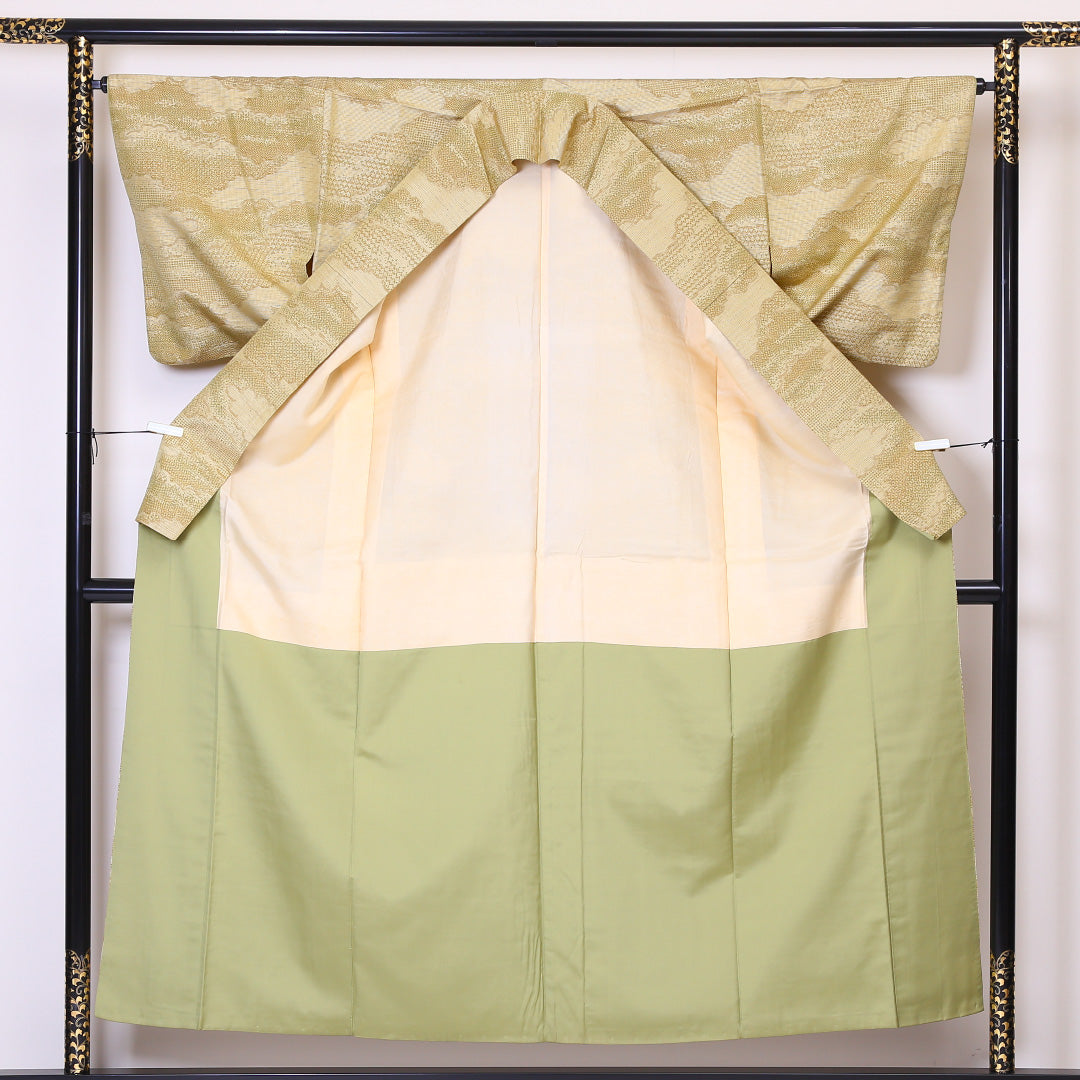 紬 袷 身丈154cm 裄丈65cm 正絹 Aランク Sサイズ 広衿 カジュアル 雲取り ベージュ系 1216-03275