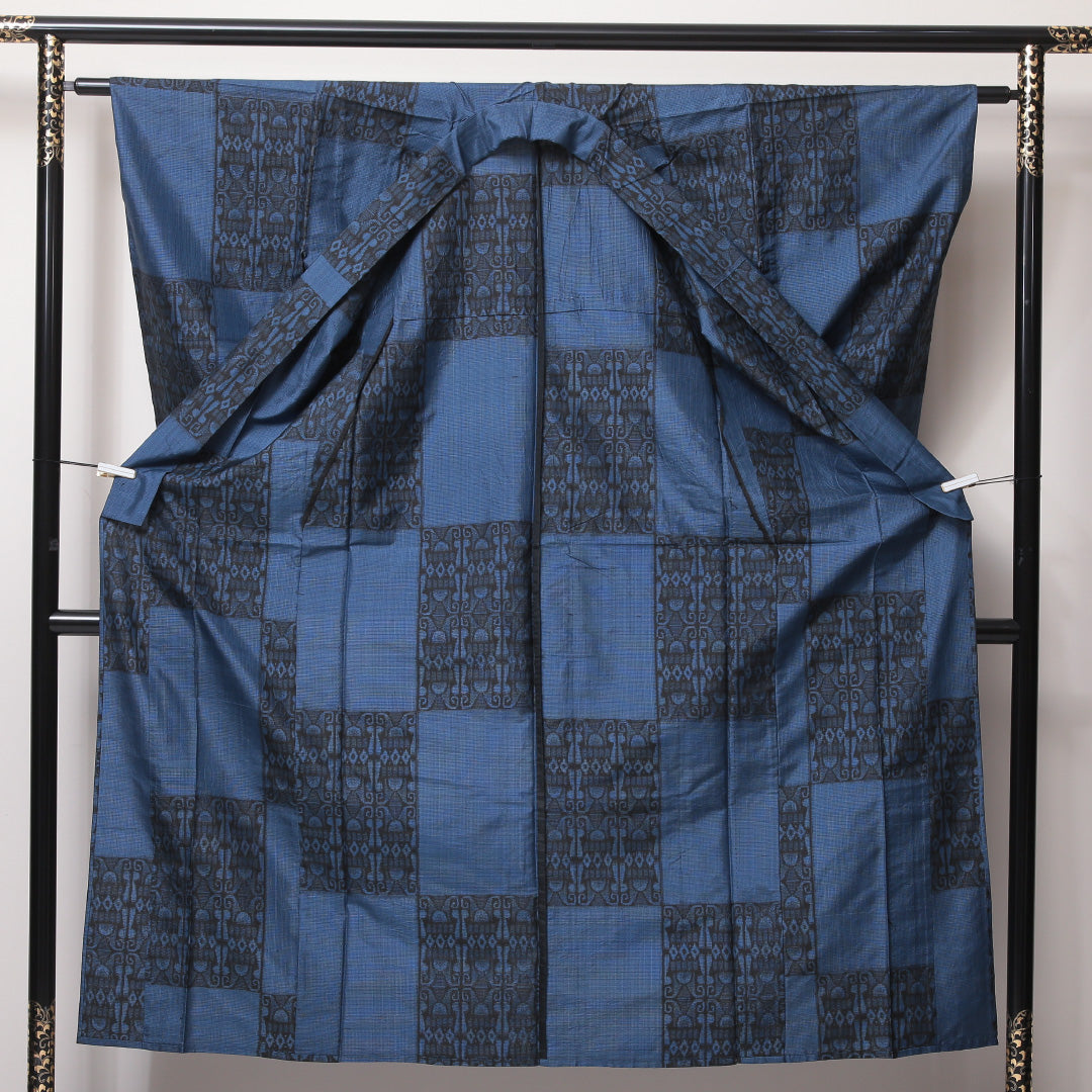 紬 単衣 身丈151cm 裄丈62cm 正絹 Bランク Sサイズ バチ衿 カジュアル 市松 青系 1216-03505