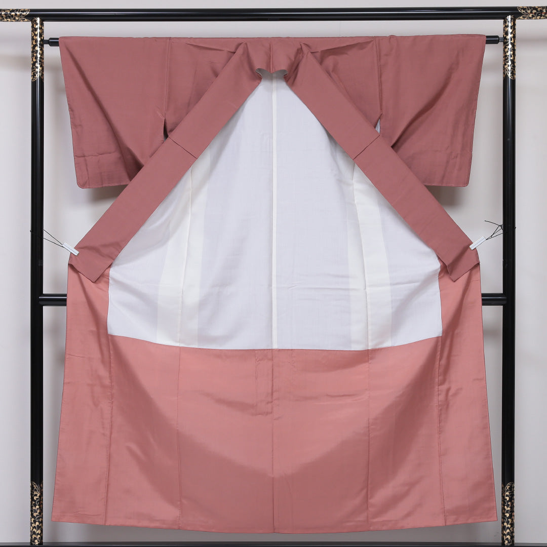 紬 袷 身丈155cm 裄62.5cm 正絹 ピンク系 Sランク 真綿紬 地紋なし 色無地 1216-00678-2313