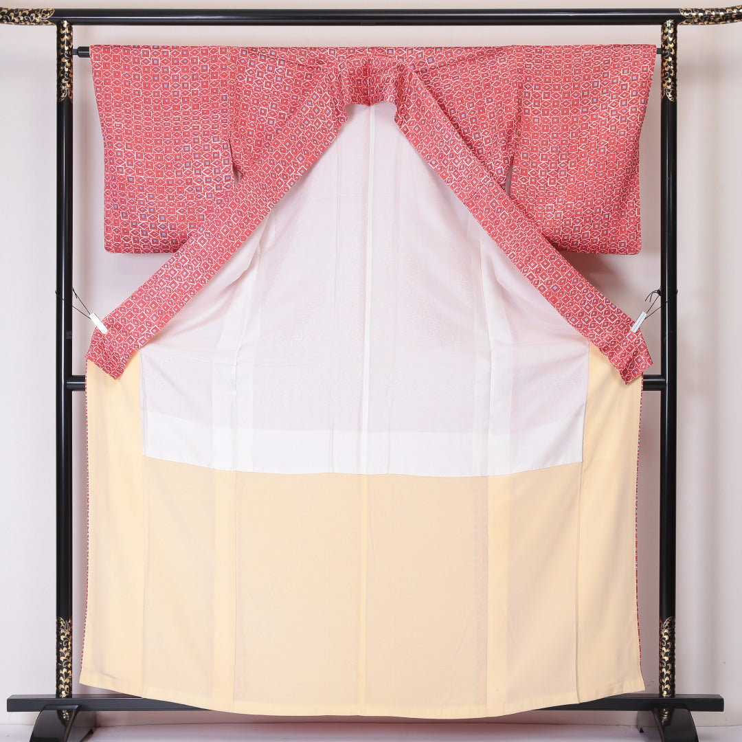 小紋 袷 身丈161cm 裄64.5cm 正絹 レトロ 菱形 赤系 Aランク 1215-02073