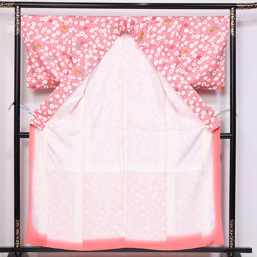 小紋 袷 身丈157cm 裄丈66cm 正絹 Sランク 紋意匠 (菱形) インフォーマル 広衿 Mサイズ 絞り 梅 ピンク系 RP 1221-10984