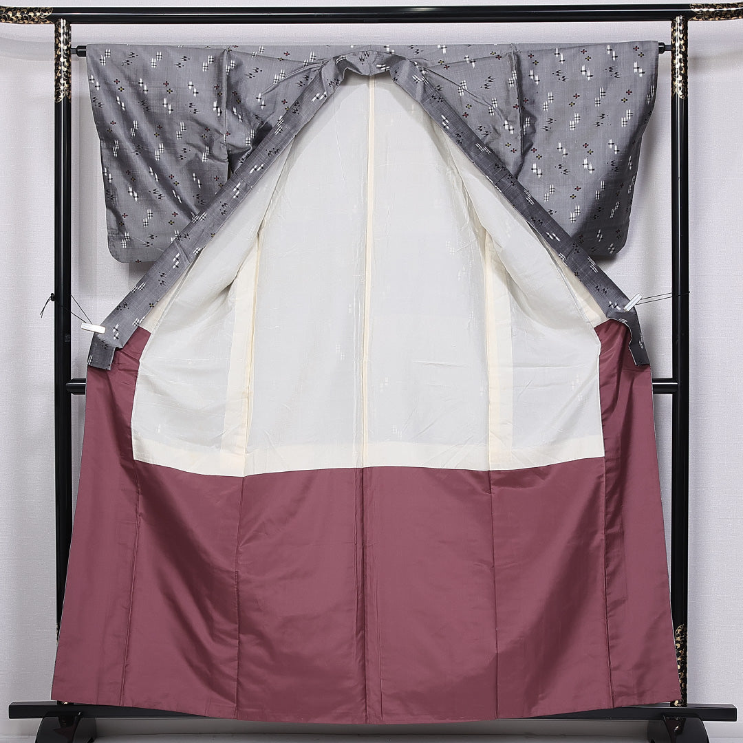 琉球絣の着物 袷 身丈161cm 裄丈64cm 正絹 Aランク カジュアル 広衿 Lサイズ トゥイグァー グレー系 M4 1223-11173