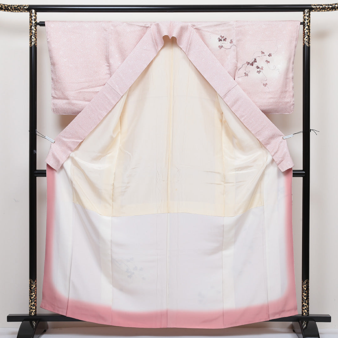 訪問着 袷 身丈162cm 裄丈64cm 正絹 Aランク 紋意匠 (紅葉) セミフォーマル 広衿 Lサイズ 刺繍 葡萄 ピンク系 PO 1217-04242