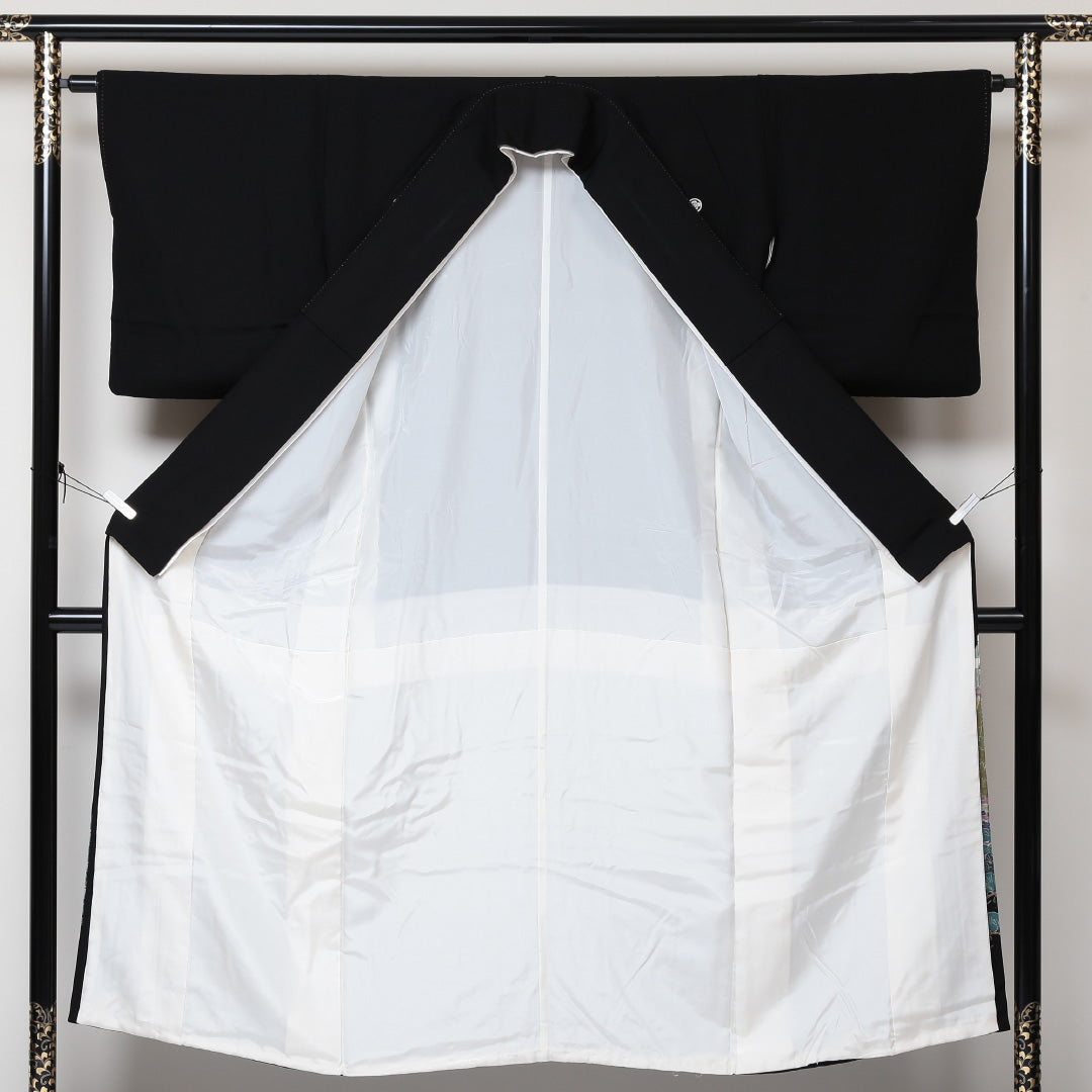 黒留袖 五つ紋 丸に木瓜 翠晶 身丈147cm 裄丈63cm Aランク 正絹 袷 比翼 広衿 XS 作家物 落款 京友禅 山水 フォーマル 黒系 1211-F0192