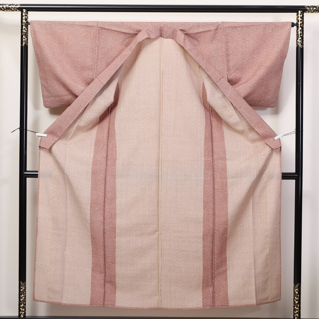 小紋(鮫) 洗える着物 単衣 身丈152cm 裄丈65cm ウール Sランク Sサイズ バチ衿 カジュアル 亀甲 植物柄 赤系 1215-02281