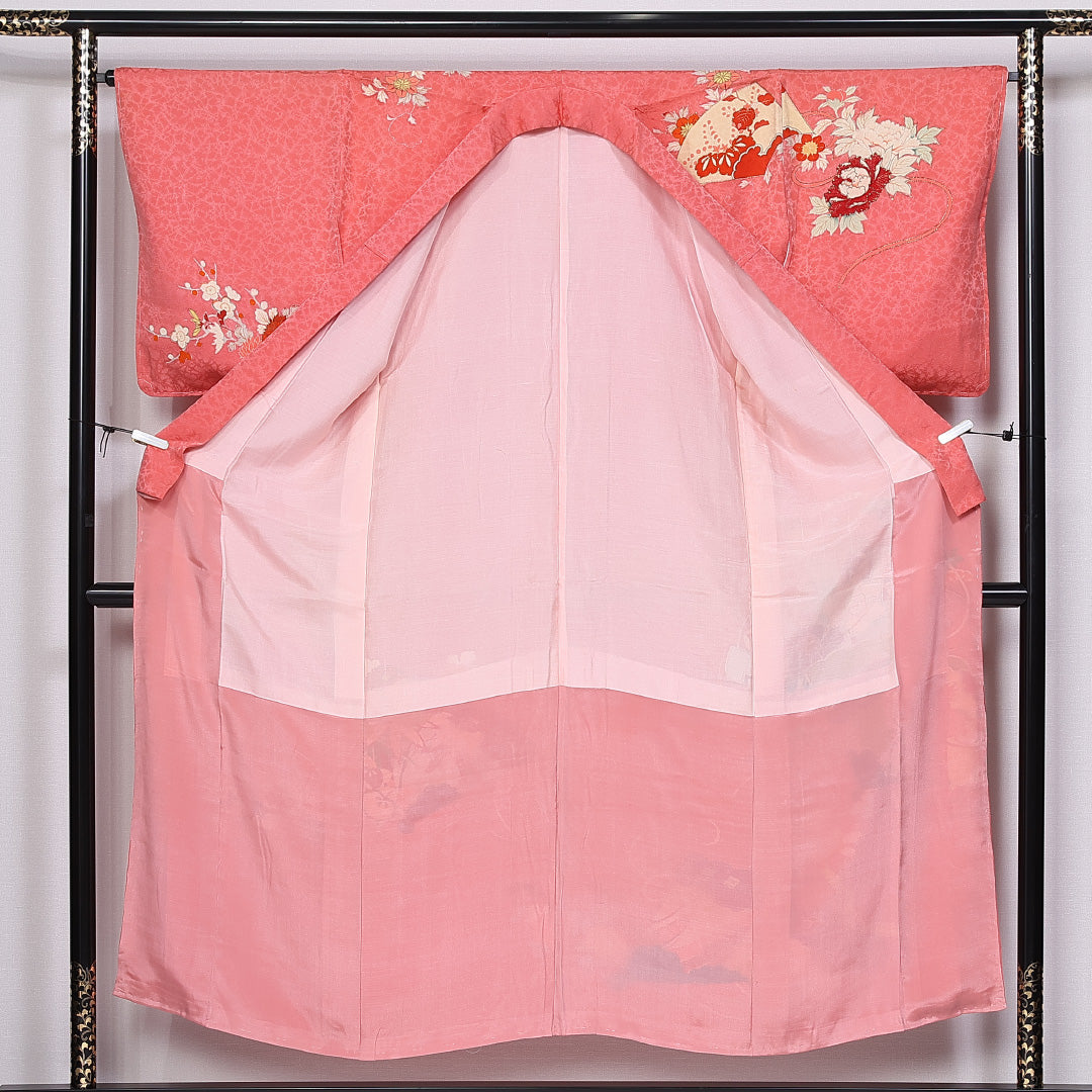 アンティーク 訪問着 袷 身丈152cm 裄丈64cm 正絹 Aランク 一つ紋 (五三桐) バチ衿 Sサイズ 織り出し 扇 桐 創作柄 ピンク系 M4 1217-10674