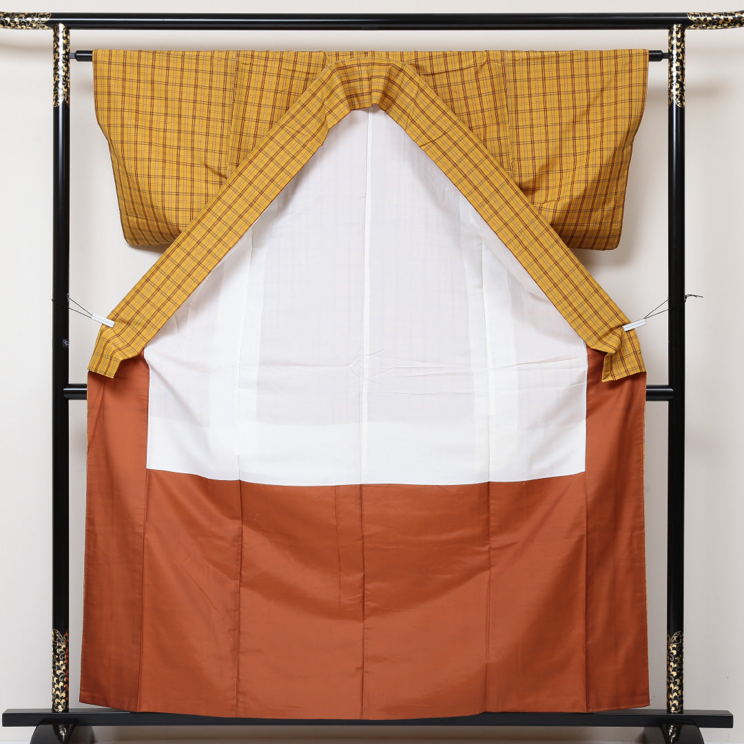 紬 袷 身丈161cm 裄丈63cm 正絹 黄八丈風 Bランク Lサイズ 広衿 カジュアル 格子 黄系 1216-03017