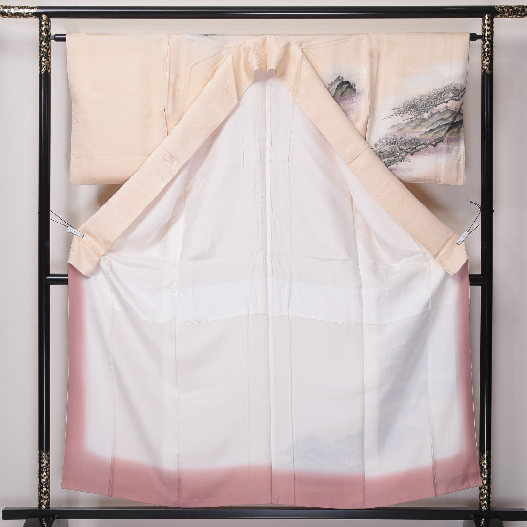 訪問着 袷 身丈155~159cm 裄63cm 正絹 ぼかし 水墨画風 松景色 山水 雄黄色 作家物 スコッチガード クリーム系 画 Bランク 1212-00620