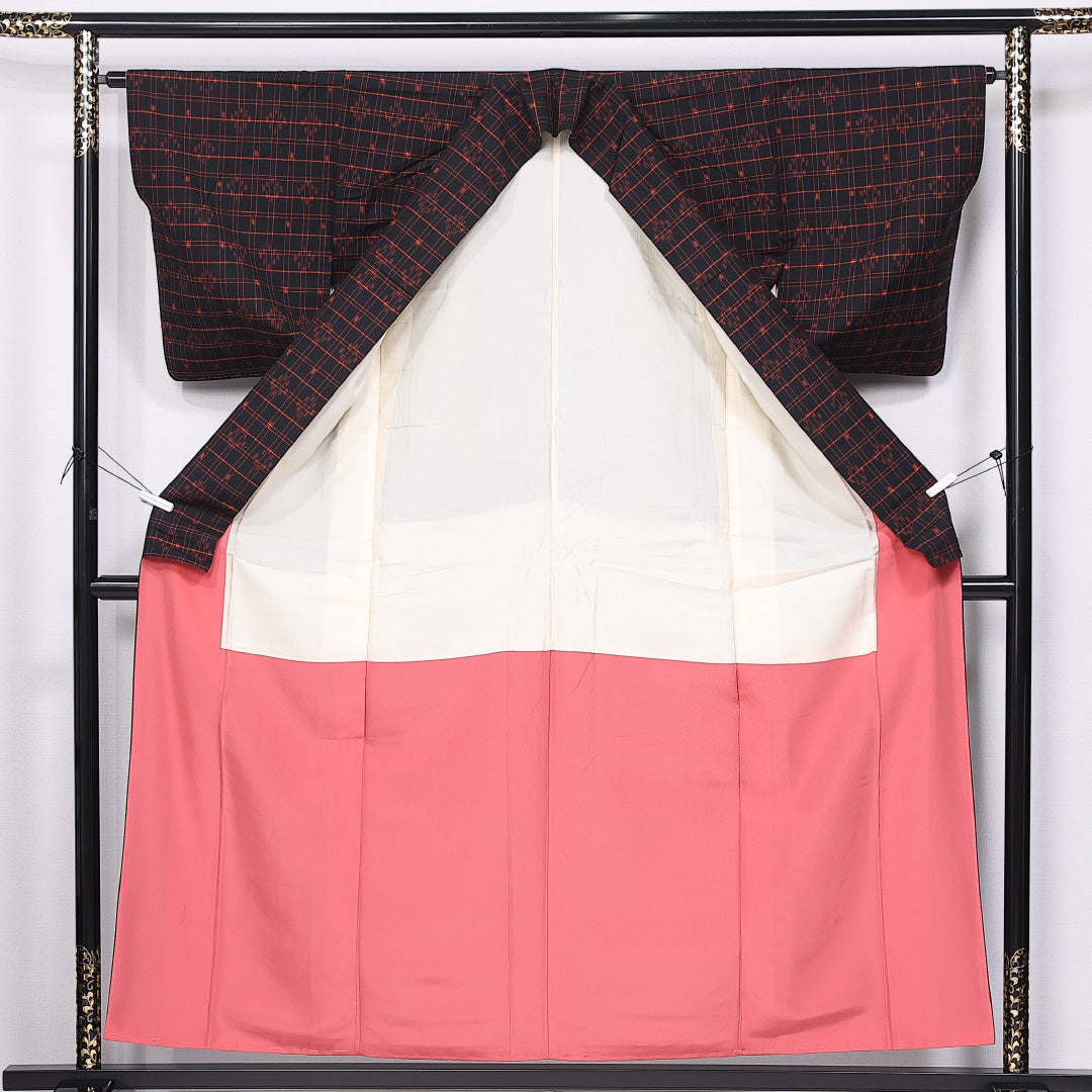 紬 袷 身丈157cm 裄丈63cm 正絹 Cランク カジュアル 広衿 Mサイズ 格子 黒系 LP 1223-11334