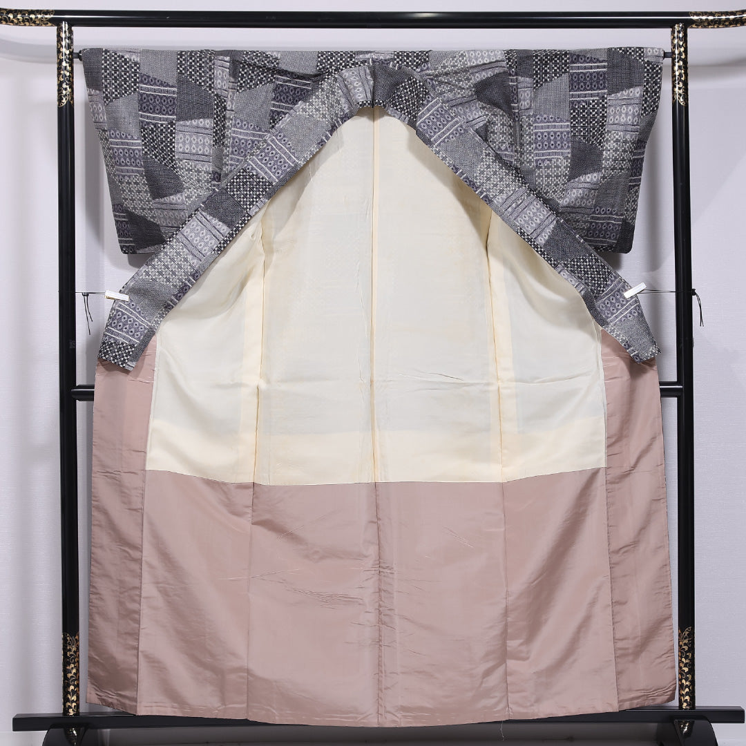 紬 袷 身丈161cm 裄丈65cm 正絹 Cランク カジュアル 広衿 Lサイズ 創作柄 グレー系 LP 1223-11870