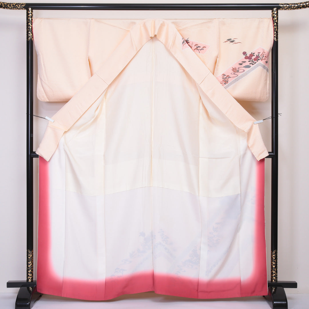 訪問着 袷 身丈166cm 裄丈70cm 正絹 Aランク 一つ紋 (五三桐) 紋意匠 (紗綾型) セミフォーマル 広衿 XLサイズ 金彩 菊 クリーム系 RP 1217-04527