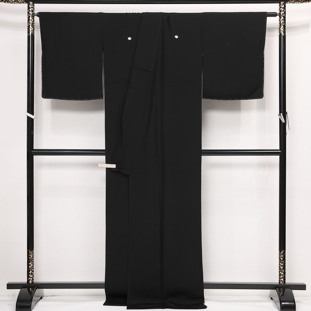 黒紋付 五つ紋 五三桐 身丈172cm 裄丈70cm Sランク 正絹 袷 広衿 2XL フォーマル 黒系 1299-F0587