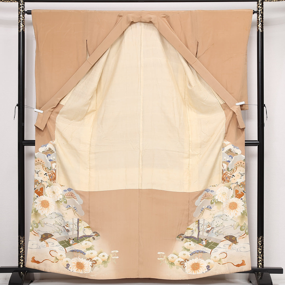 アンティーク 色留袖 五つ紋 揚羽蝶 身丈162cm 裄丈63cm Dランク 正絹 袷 バチ衿 L 菊 松 古典的 落ち着き ベージュ系 1211-F0590