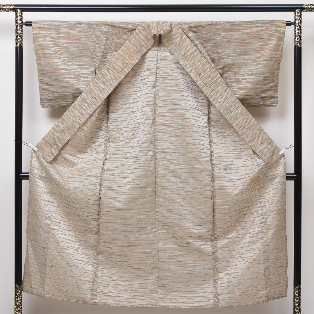 紬 単衣 身丈150cm 裄丈62cm 正絹 Sランク カジュアル 広衿 Sサイズ 無地 上品 優しい クリーム系 RP 1223-02899