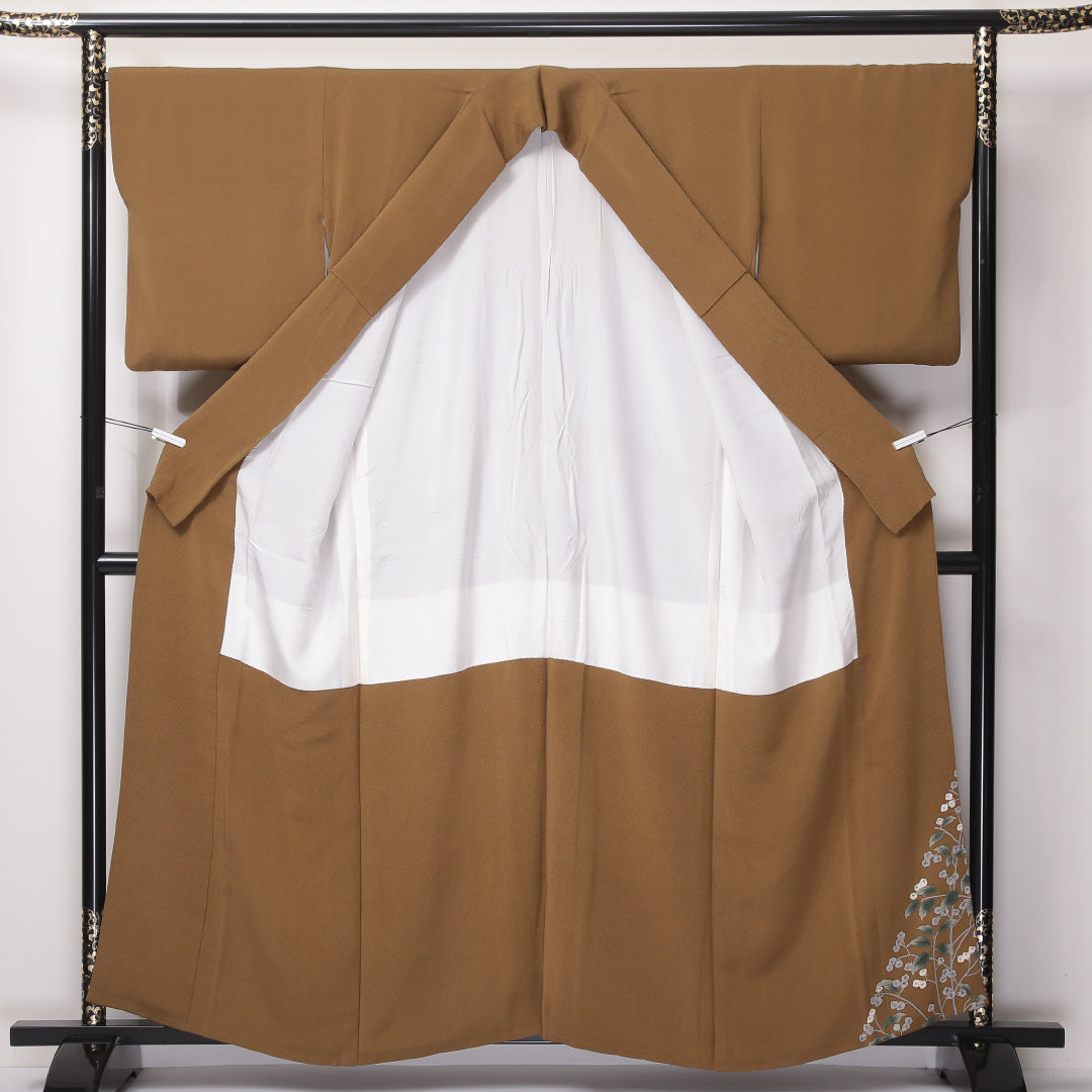 付下げ 袷 身丈159cm 裄丈67cm 正絹 Bランク Mサイズ 広衿 三つ紋(三つ巴) フォーマル 団栗色 植物柄 茶系 1261-04614