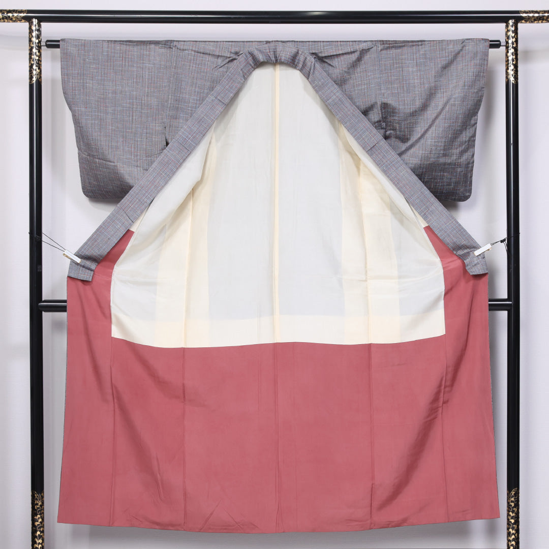 真綿紬 袷 身丈151cm 裄丈62cm 正絹 Bランク カジュアル 広衿 Sサイズ 格子 グレー系 M4 1223-11499