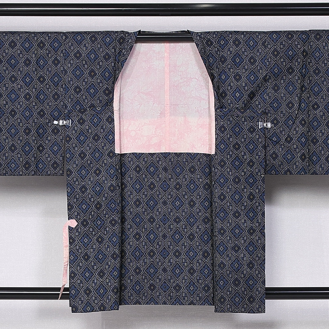 道行コート (大島紬) 袷 身丈83cm 裄丈62cm 正絹 Sランク インフォーマル Sサイズ ポケットあり 菱 グレー系 RP 1237-10771