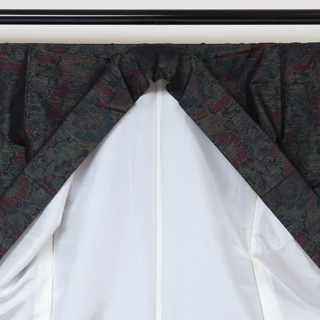 大島紬 袷 身丈159cm 裄63.5cm 正絹 黒系 Aランク 緯総絣 花柄 1216-00529-3310 1216-00529