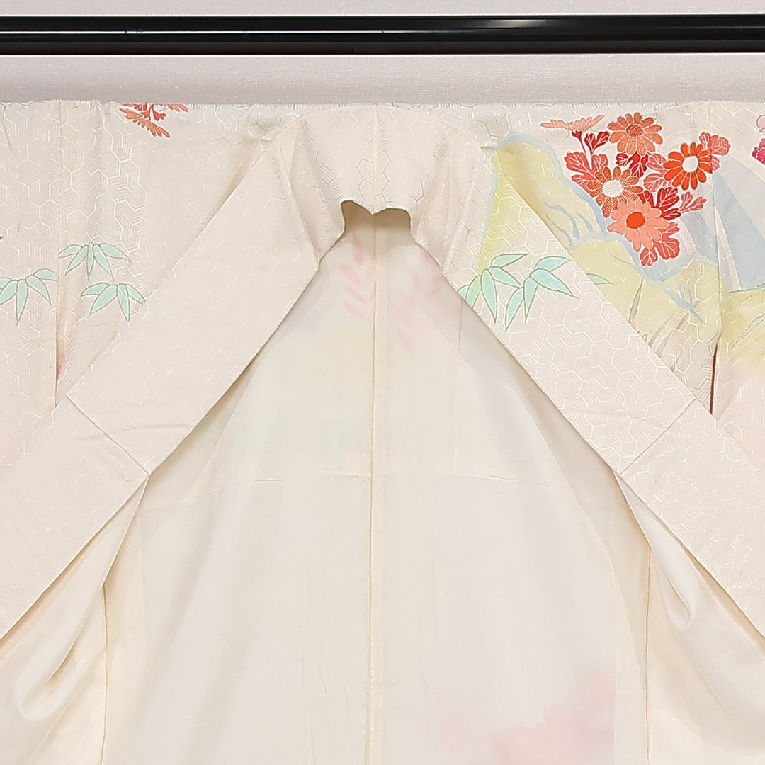 振袖 身丈168cm 裄丈65cm Aランク 正絹 袷 広衿 XL 牡丹 吉祥文様 菊 フォーマル 古典的 華やか クリーム系 白系 1213-F0545