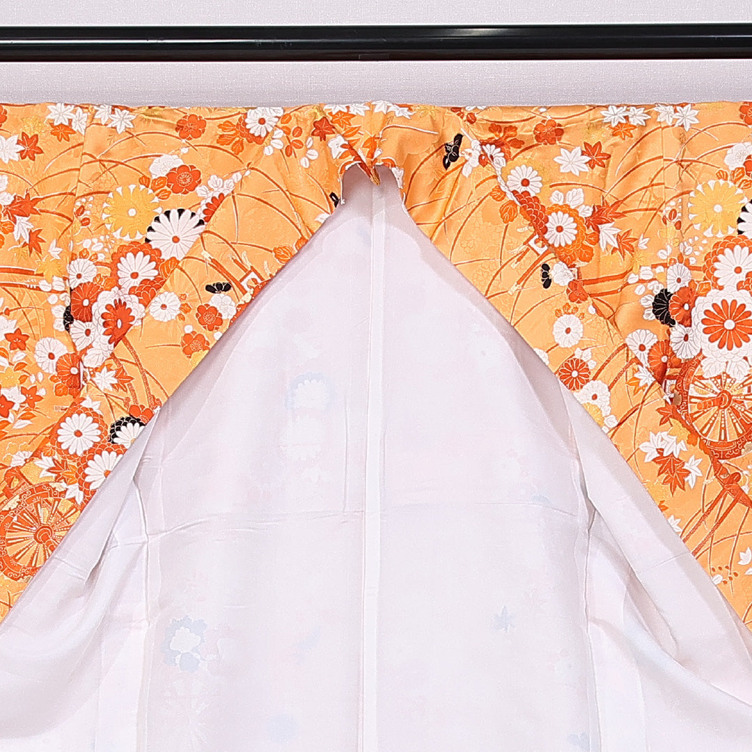 振袖 身丈160cm 裄丈64cm 袷 正絹 Sランク 広衿 花車 牡丹 紅葉 菊 芝草 金駒刺繍 1213-F0393