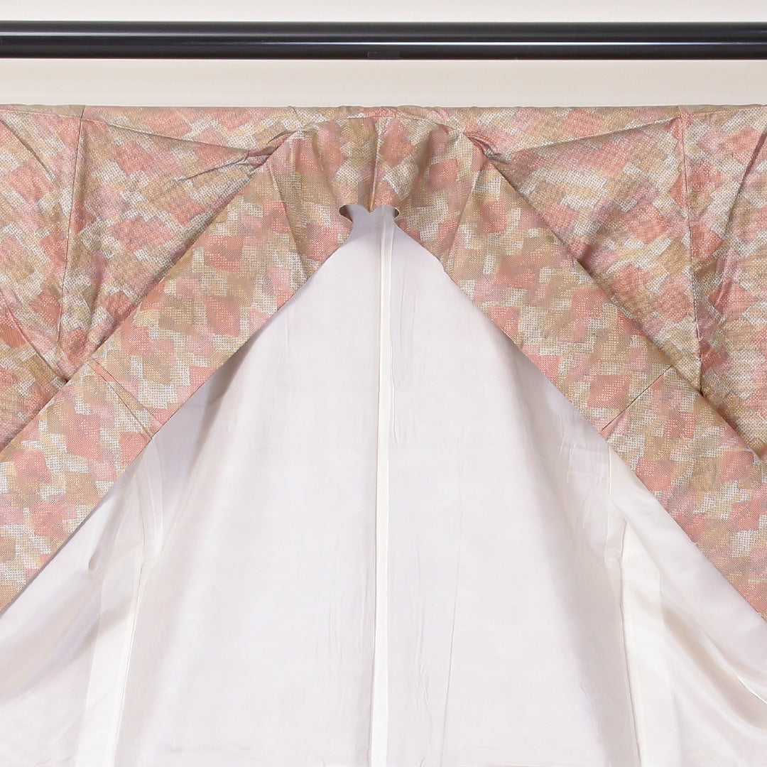 大島紬 袷 身丈150cm 裄丈63cm 正絹 Cランク インフォーマル 広衿 Sサイズ 松皮菱 ピンク系 LP 1223-03629