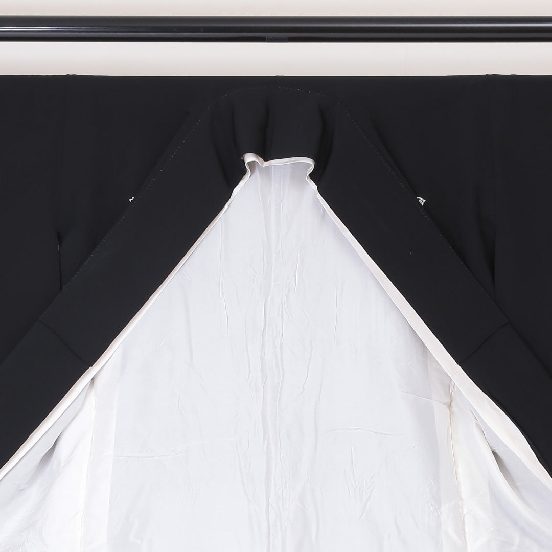 黒留袖 五つ紋 松皮菱に蔦 身丈160cm 裄丈64.5cm Sランク 正絹 袷 比翼 広衿 L 京友禅 平安絵巻 牡丹 フォーマル 黒系 1211-F0212