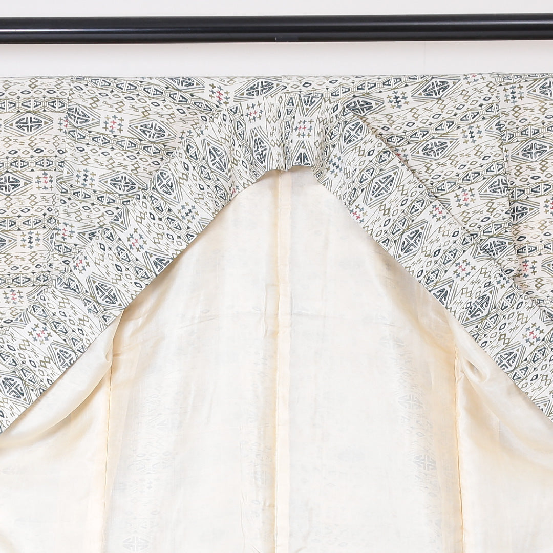 小紋 ちりめん 袷 身丈150cm 裄63.5cm 白系 幾何学 正絹 Sランク 1215-01853-2211