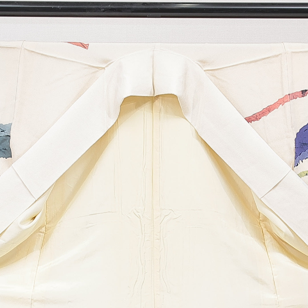 付下げ 袷 身丈162cm 裄丈63cm 正絹 Cランク Lサイズ 広衿 インフォーマル 創作柄 落款 クリーム系 1261-15659