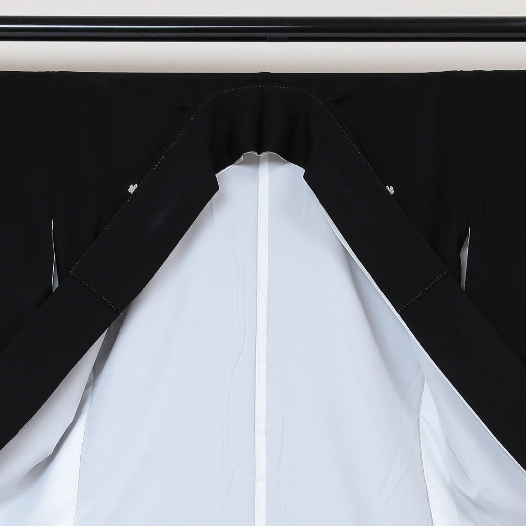 黒留袖 五つ紋 五三桐 身丈163cm 裄丈62.5cm Sランク 正絹 袷 広衿 L 京友禅 雉 牡丹 フォーマル 黒系 1211-F0189