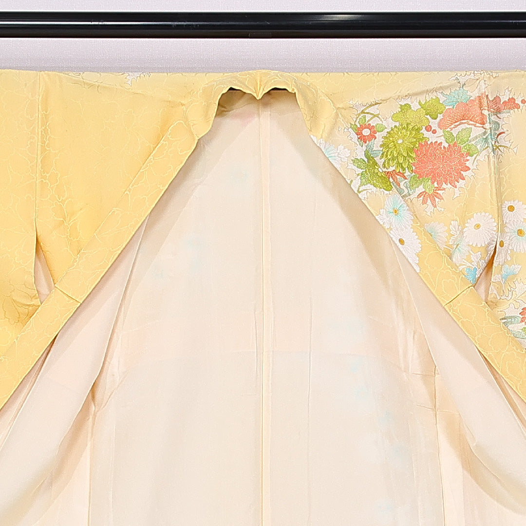 訪問着 袷 身丈155cm 裄丈64cm 正絹 Sランク 紋意匠 (花柄) セミフォーマル バチ衿 Mサイズ 金箔 菊 笠松 黄系 RP 1217-11214