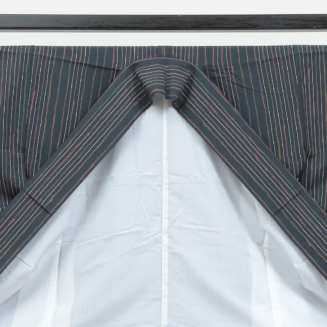 小紋 洗える着物 袷 身丈156cm 裄丈67cm ポリエステル Bランク Mサイズ 広衿 インフォーマル よろけ縞 紺系 緑系 1215-00971