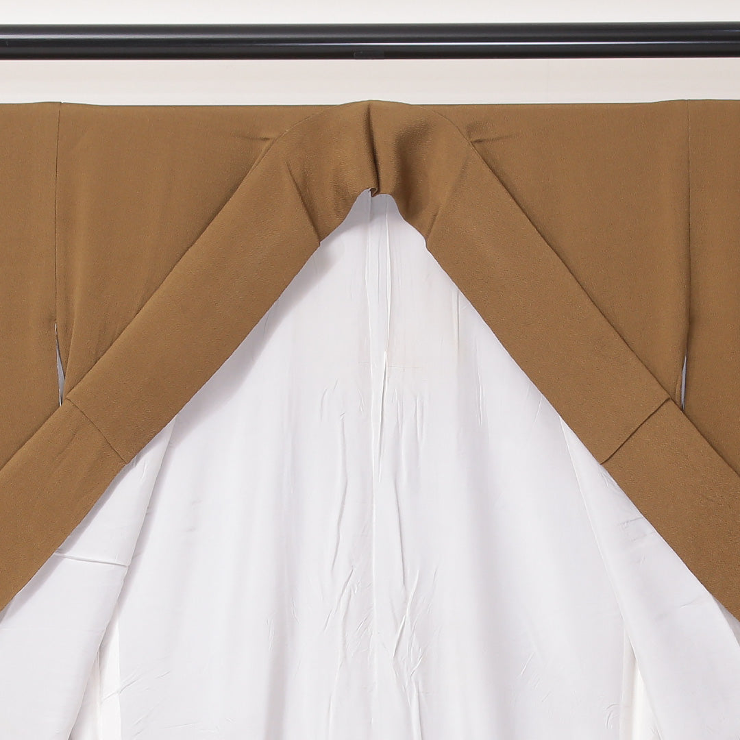 付下げ 袷 身丈159cm 裄丈67cm 正絹 Bランク Mサイズ 広衿 三つ紋(三つ巴) フォーマル 団栗色 植物柄 茶系 1261-04614