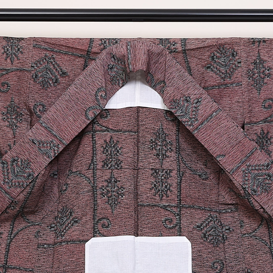 紬 単衣 身丈151cm 裄61cm 正絹 唐草 オリエンタル 肩当て 居敷当て 紫系 Aランク 1216-01313