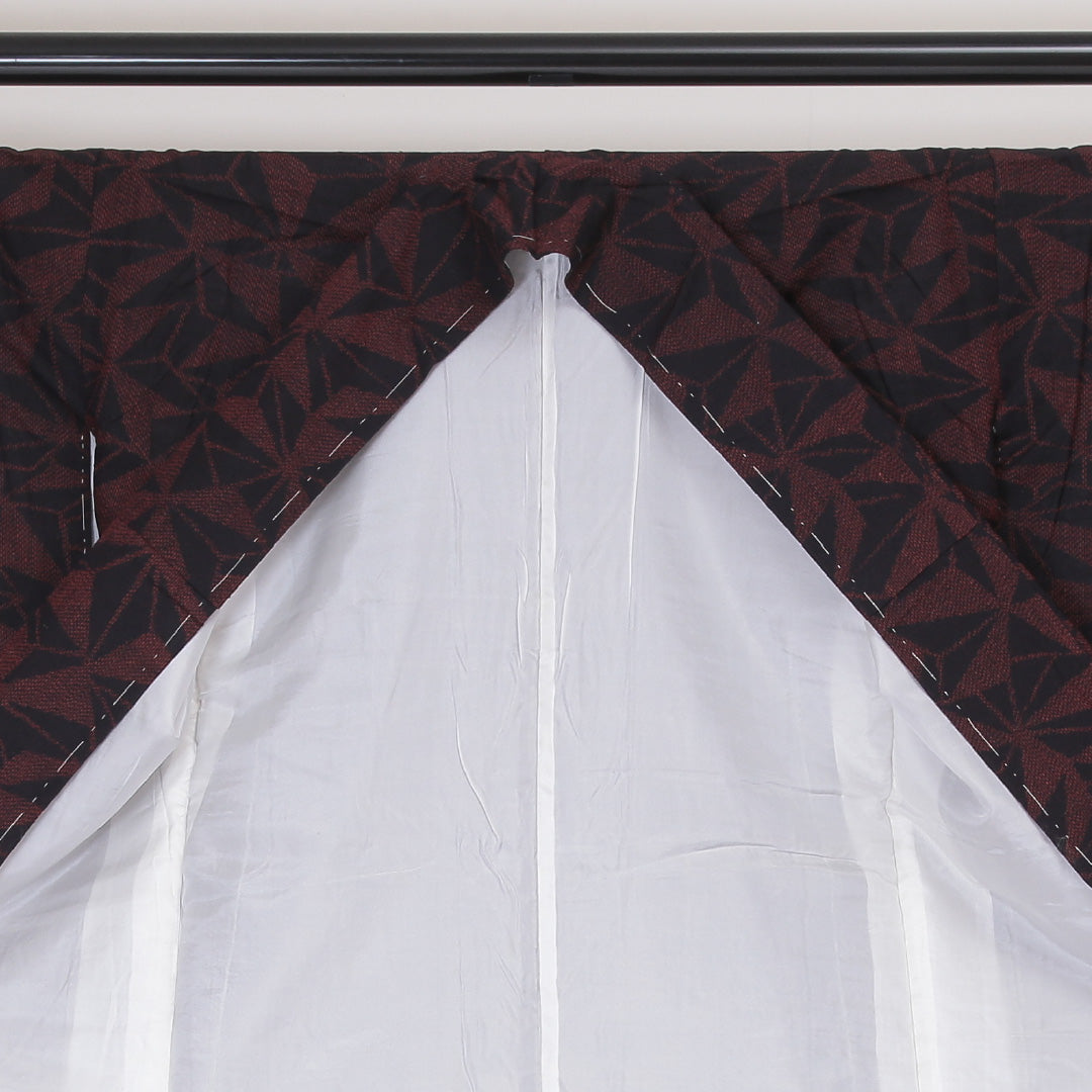紬 袷 身丈157cm 裄65cm 正絹 幾何学 黒系 Aランク 1216-00920