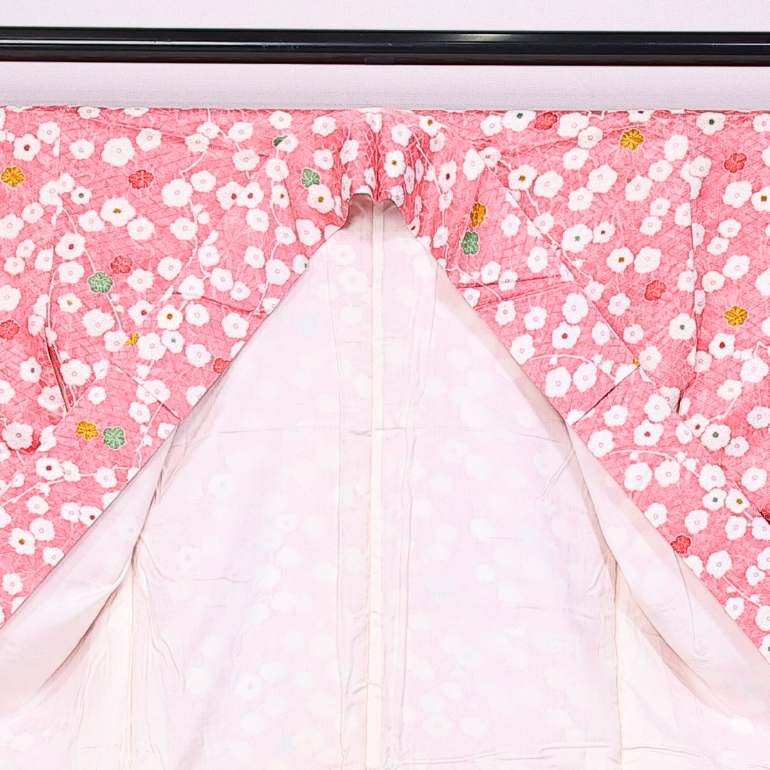 小紋 袷 身丈157cm 裄丈66cm 正絹 Sランク 紋意匠 (菱形) インフォーマル 広衿 Mサイズ 絞り 梅 ピンク系 RP 1221-10984