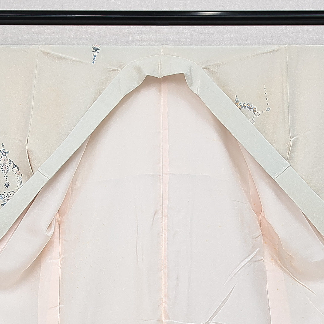 夏物 お召 (本塩沢) 夏物 身丈153cm 裄丈64cm 正絹 Sランク カジュアル バチ衿 Sサイズ 花菱亀甲 クリーム系 RP 1222-14493