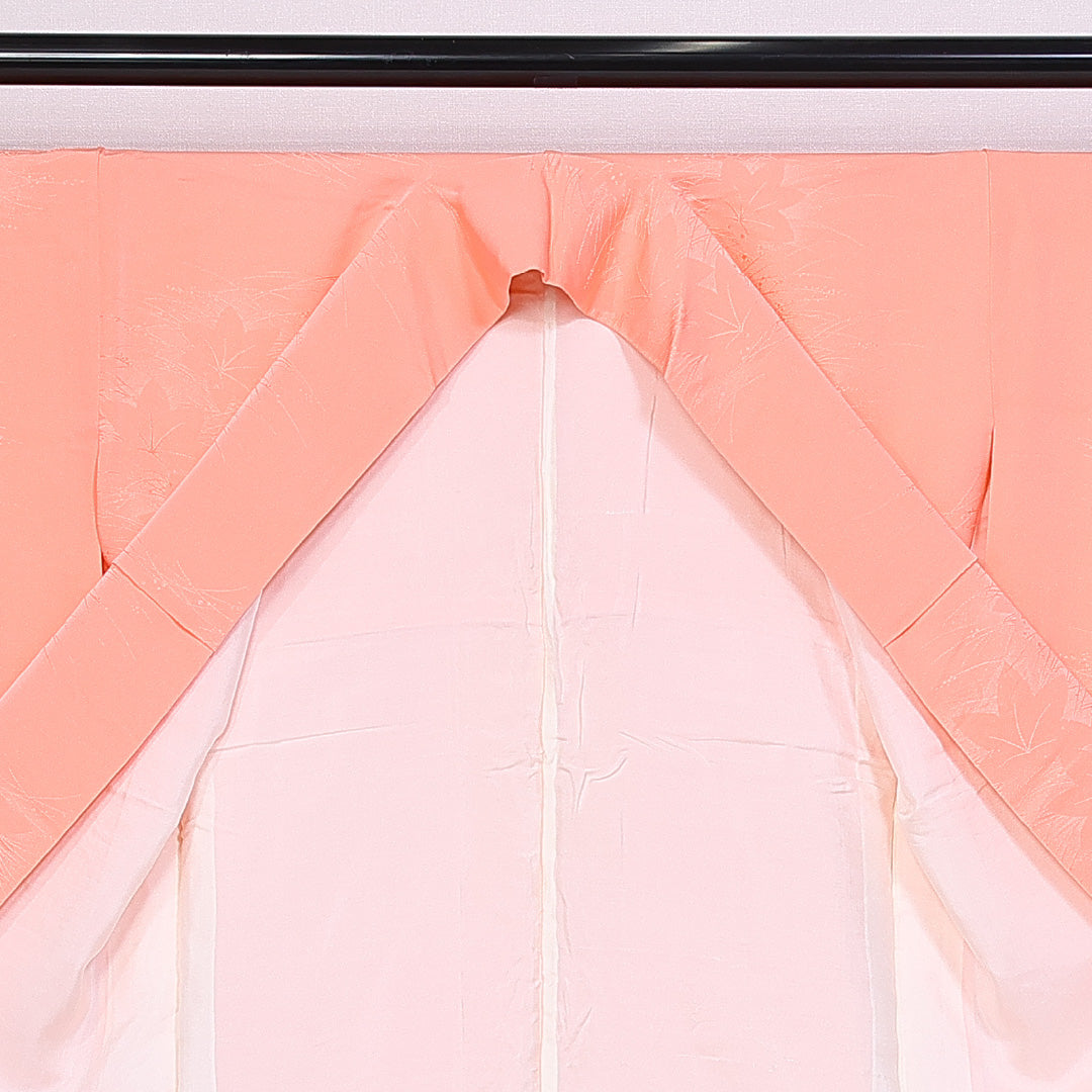 色無地 袷 身丈162cm 裄丈66cm 正絹 Sランク 紋意匠 (紅葉) インフォーマル 広衿 Lサイズ ピンク系 RP 1219-10346