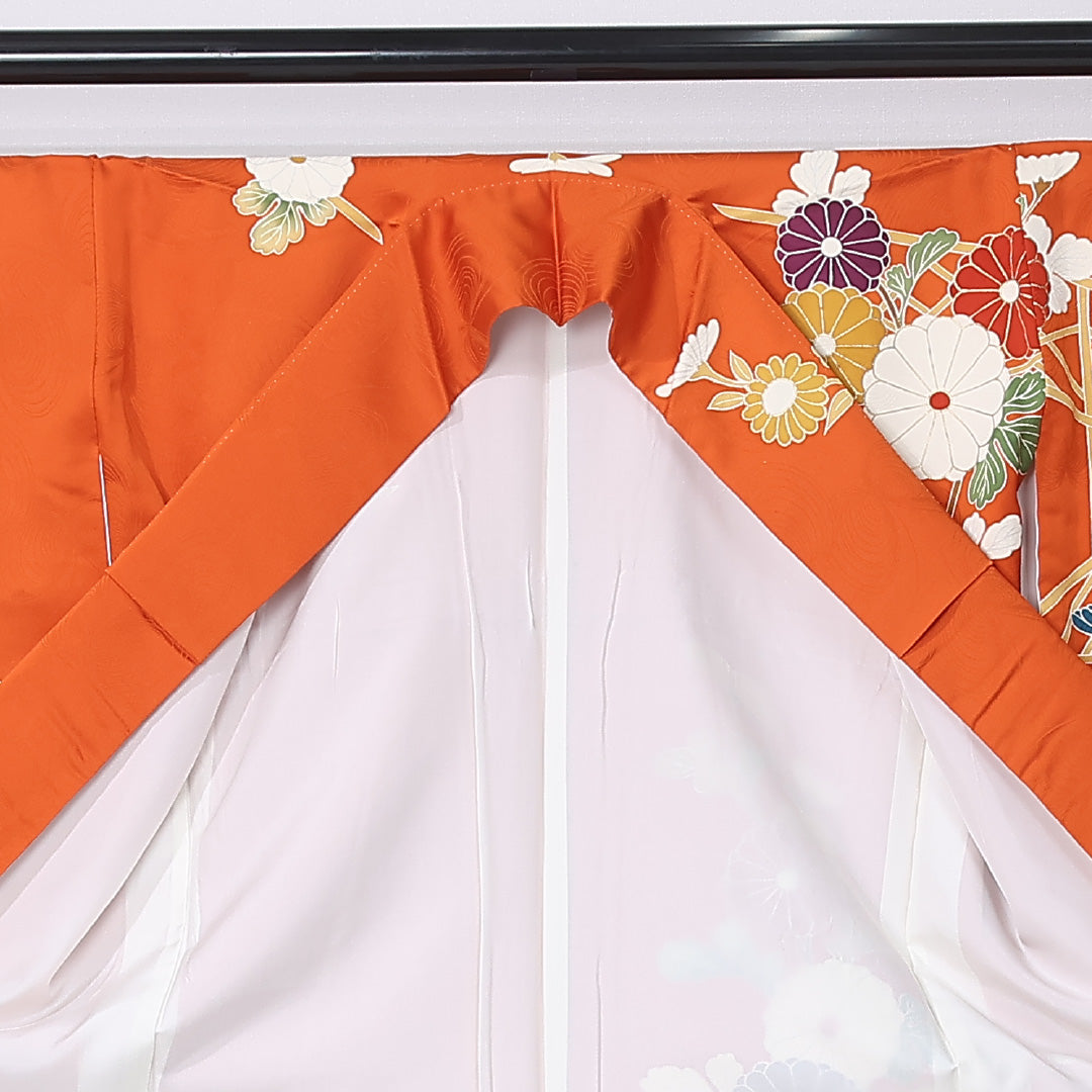 振袖 身丈154cm 裄丈64.5cm Sランク 正絹 袷 広衿 S 金駒刺繍 菊 フォーマル 古典的 鮮やか 朱系 1213-F0455