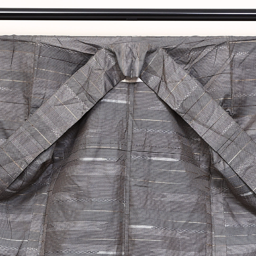 紬 単衣 身丈153cm 裄丈62cm 正絹 Sランク カジュアル 広衿 Sサイズ 亀甲 蚊絣 茶系 RP 1223-03782
