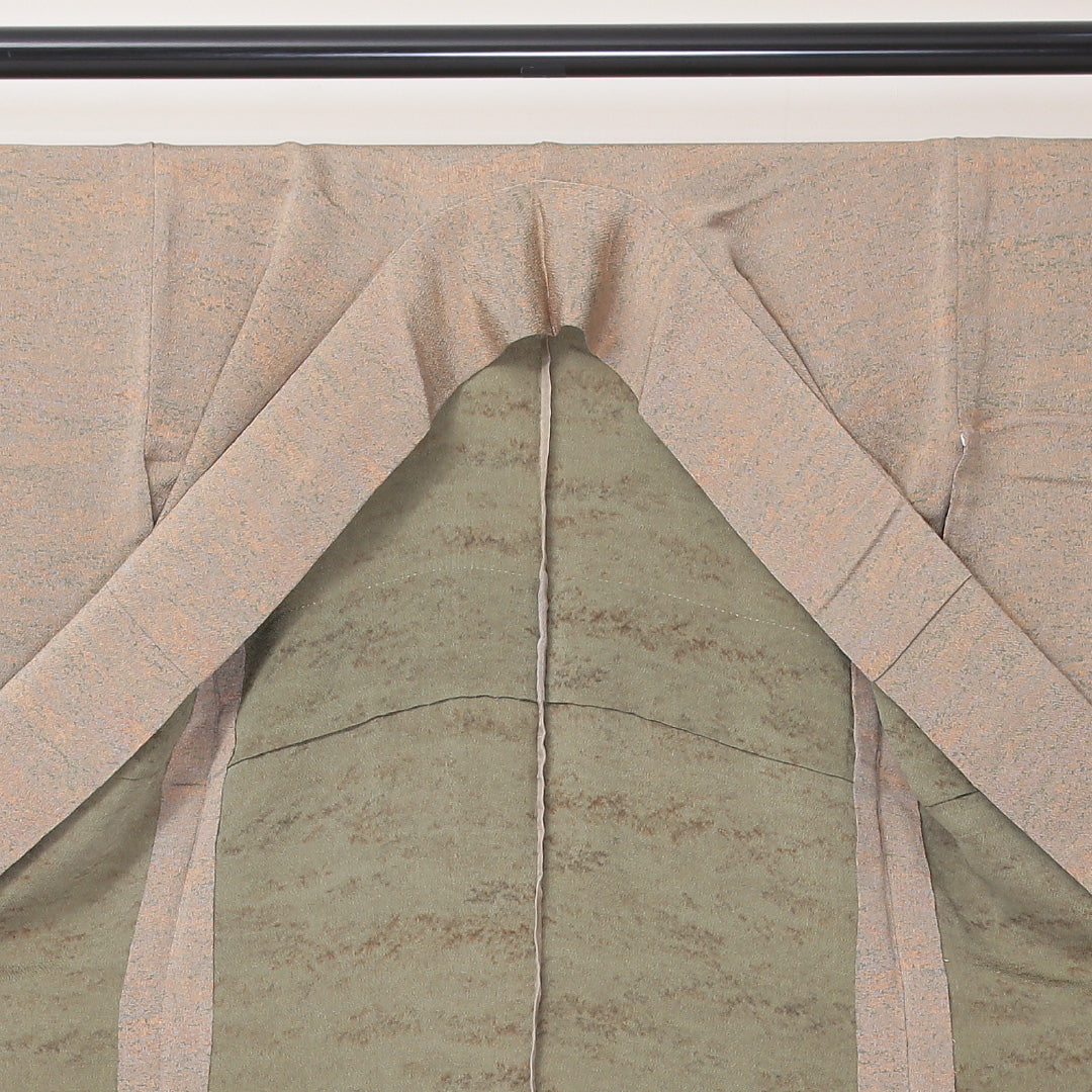 小紋 単衣 身丈157cm 裄丈61cm 正絹 Bランク Mサイズ 広衿 インフォーマル ちりめん 抽象柄 ぼかし染 ベージュ系 1215-02153