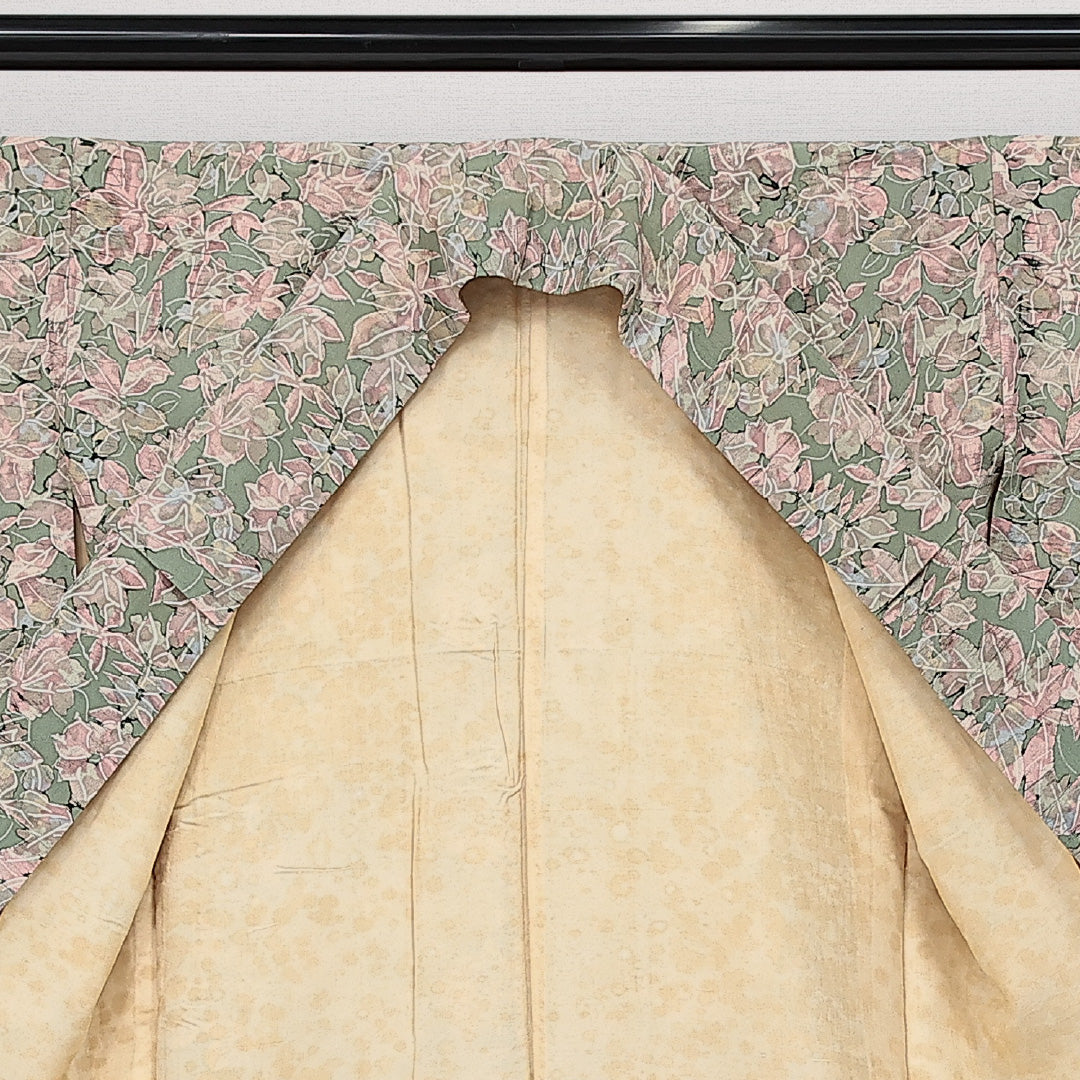 アンティーク 小紋 袷 お召 身丈152cm 裄丈64cm Aランク 正絹 広衿 Sサイズ 花柄 植物柄 可憐 華やか 緑系 ピンク系 1215-14466