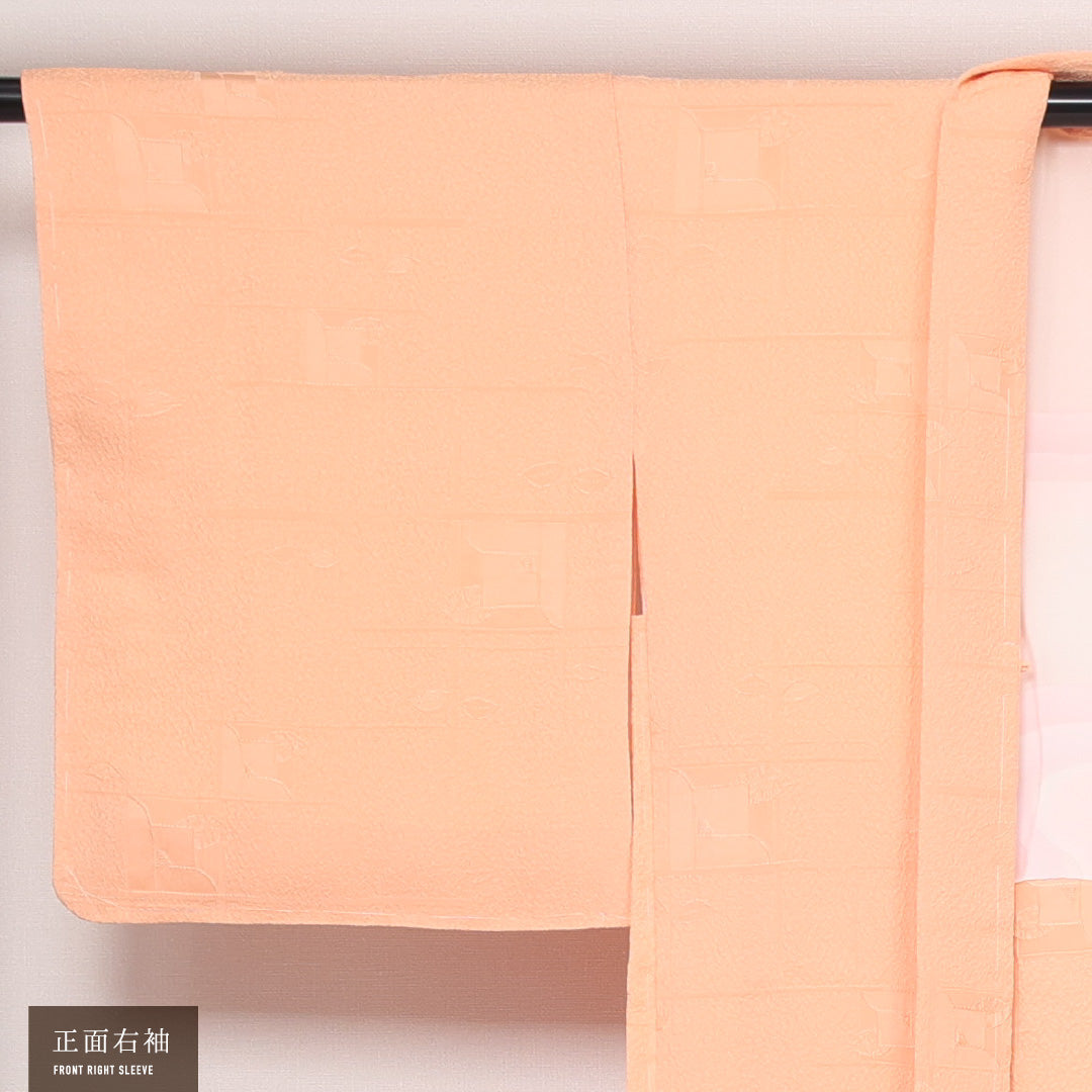 未使用品 羽織 袷 身丈83cm 裄丈64cm 正絹 Nランク 一つ紋 (剣片喰) 紋意匠 (創作柄) セミフォーマル Mサイズ ふくれ織 しつけ糸 クリーム系 RP 1232-13795