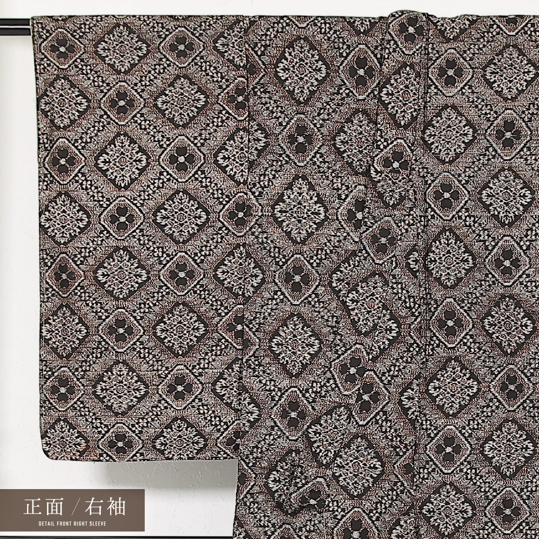 アンティーク 大島紬 袷 身丈144cm 裄丈60cm 正絹 Aランク バチ衿 XSサイズ 花菱 茶系 RP 1223-17417