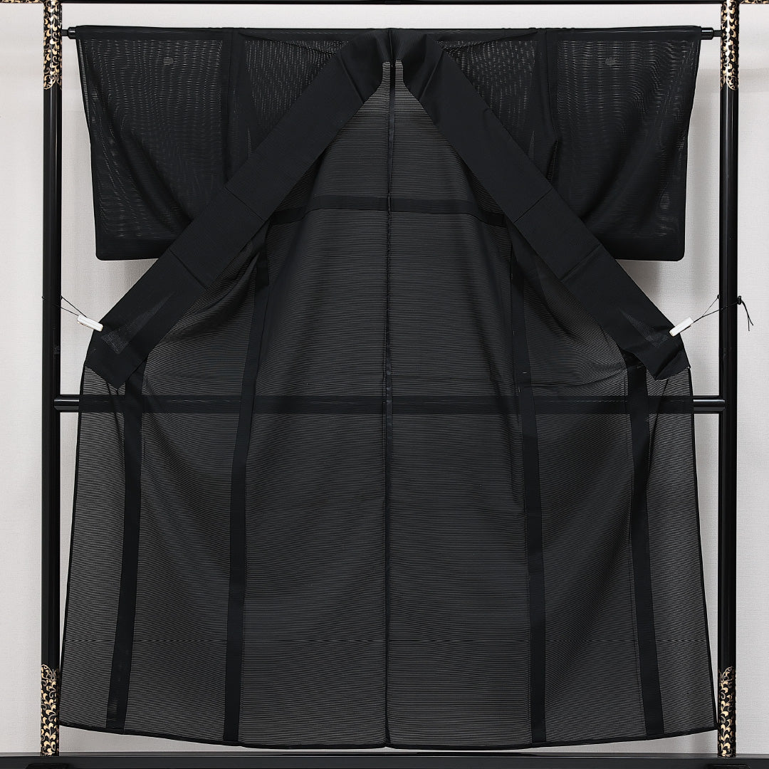黒紋付 五つ紋 五三桐 身丈155cm 裄丈63cm Sランク 正絹 夏物 広衿 M フォーマル 上品 厳か 黒系 1299-F0613