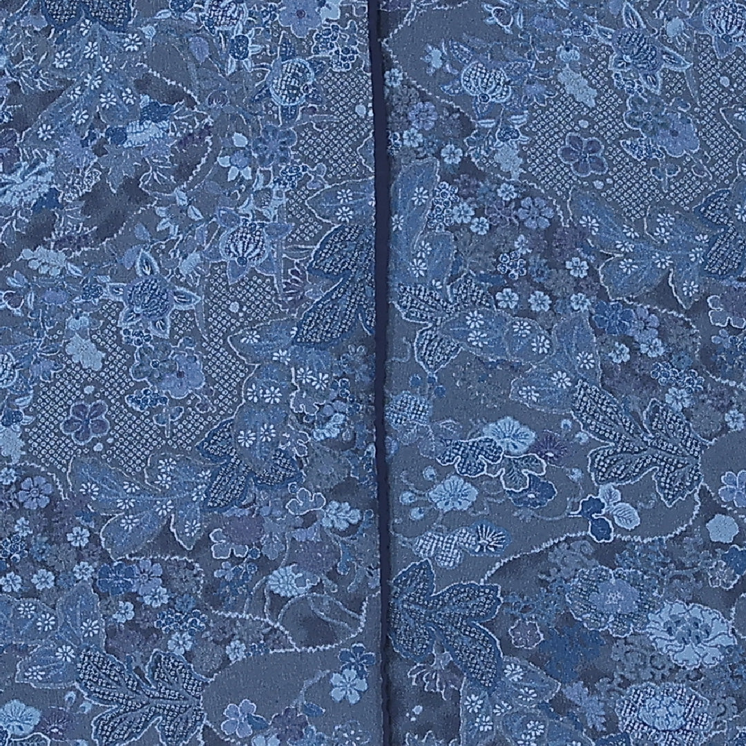 小紋 身丈164cm 裄丈64.5cm Sランク L 正絹 単衣 広衿 エレガント 藍型 ちりめん 橘 菊 桜 カジュアル 紺系 1215-12314